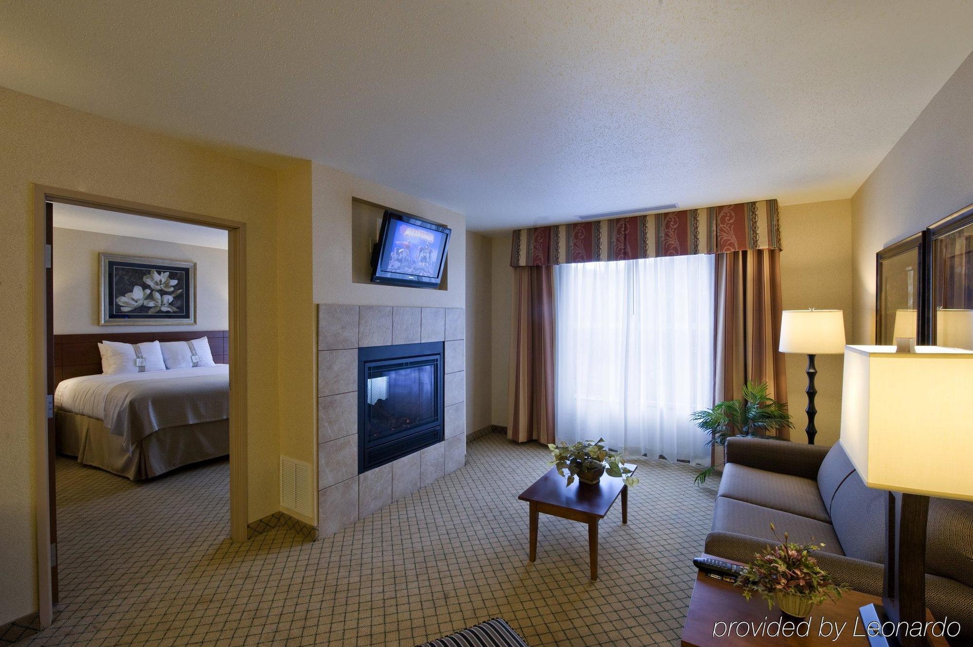Holiday Inn Purdue - Fort Wayne By Ihg Eksteriør bilde